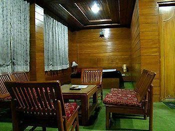 Chandermukhi Hotel Manāli エクステリア 写真